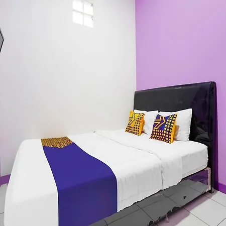 Oyo Flagship 91290 Pondok Inap Shofwa 2